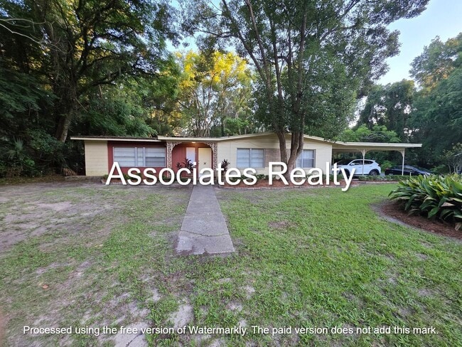 Building Photo - Four Bedroom, 2 bath 2,241 SF