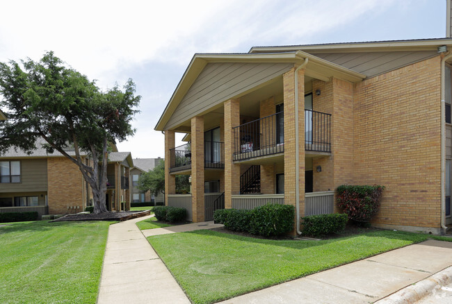 Dove Creek Villas - Dove Creek Villas Apartments