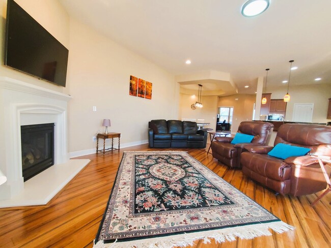 Photo - Gorgeous executive style home available fo...