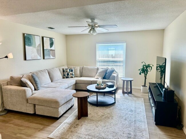 1143 Egret Lake Way