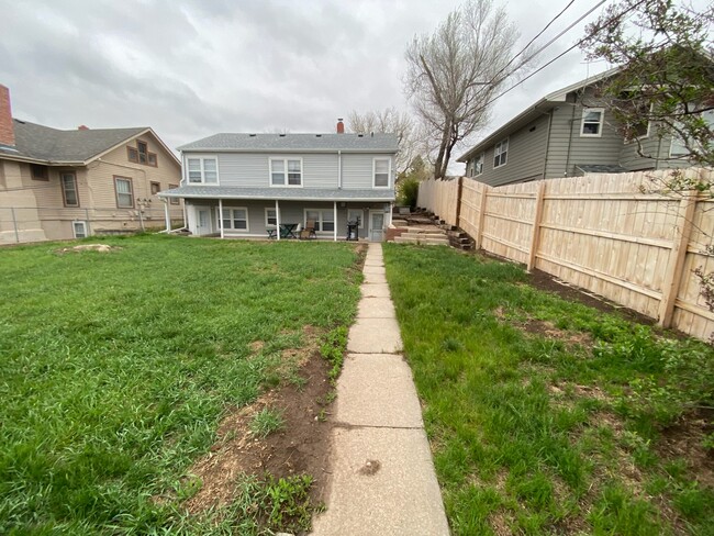 Photo - 631 Saint James St