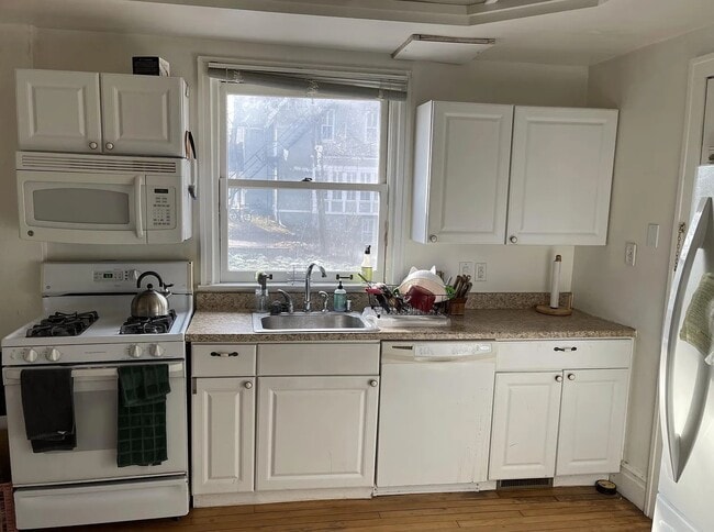 Photo - 1008 W Huron St