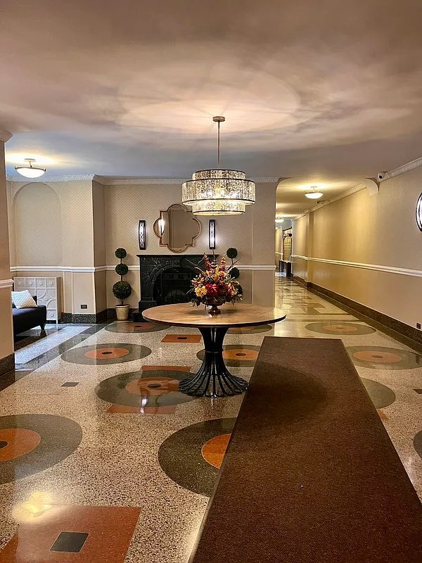 30-06 29th St Unit 2R