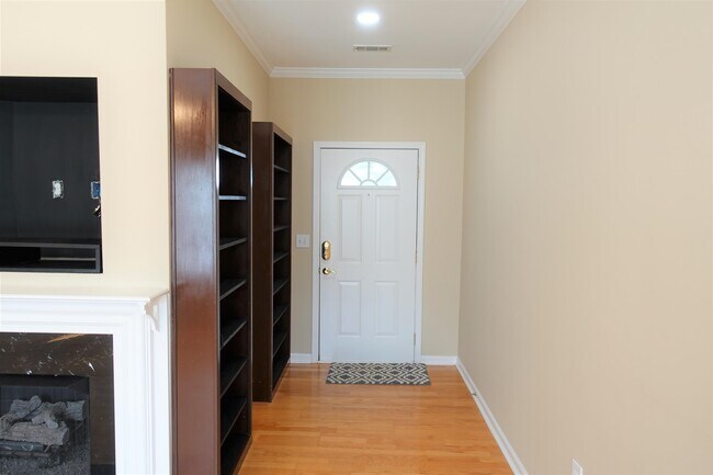 Photo - 30 Cedar Rock Dr