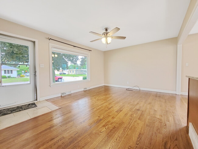 Photo - 1903 18th Ave