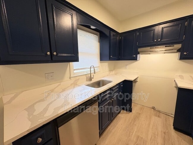 Photo - 106 Bonanza Dr