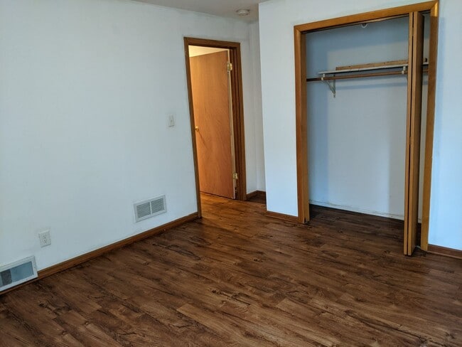 436 Russell Rd