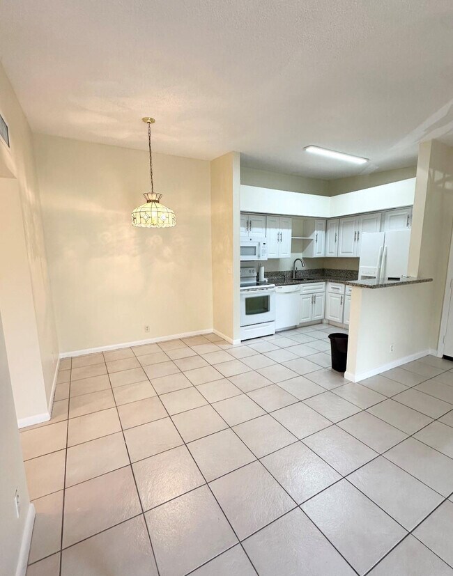 Photo - 15484 Lakes of Delray Blvd Unidad 201