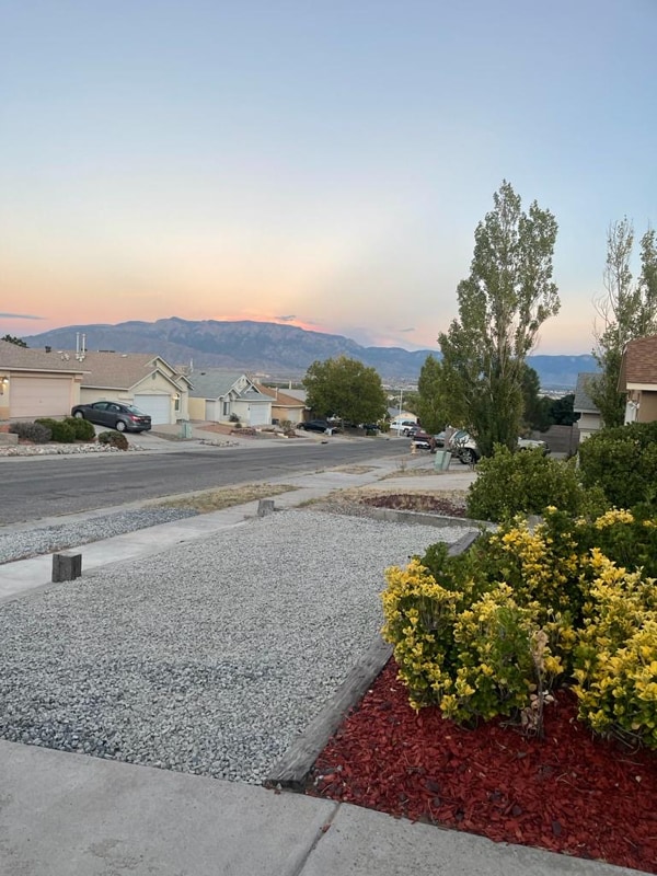 3908 Suntrail Rd NW