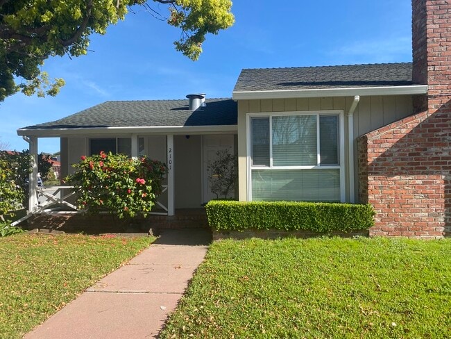 Photo - 2101 Trousdale Dr