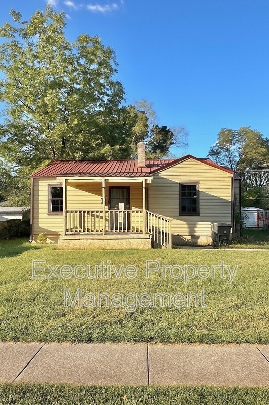 Photo - 2216 Lee Ave SW