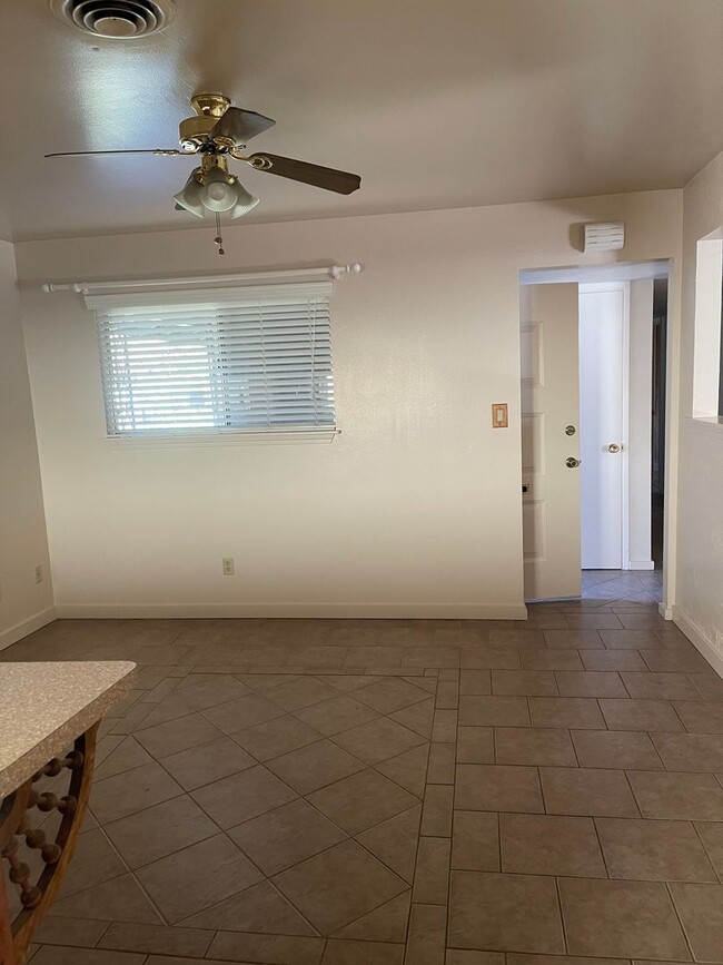 Photo - 3 BED / 2 BATH HOME CLOSE TO DOWNTOWN!