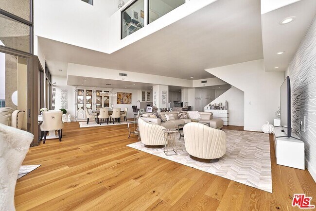 Photo - 4337 Marina City Dr Unidad PH40