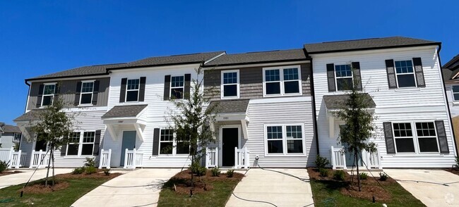 Building Photo - BEAUTIFUL 3BD/2.5BTH Townhome - MALLARD CR...