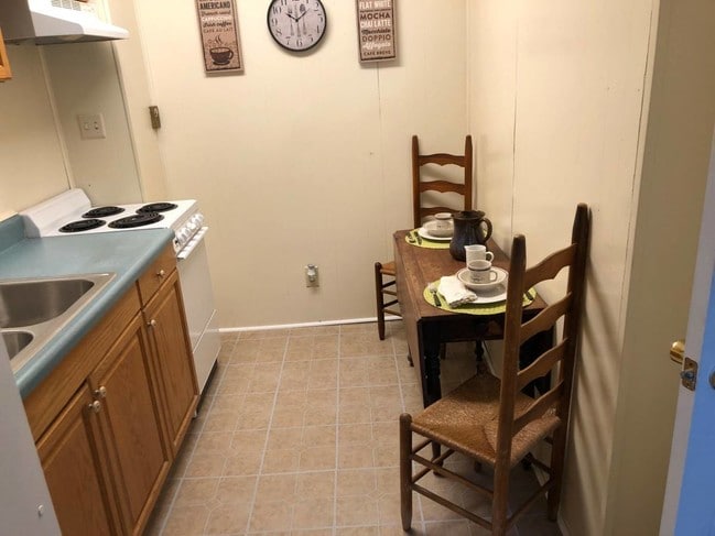 Building Photo - 101 Woodcrest Dr Unit B