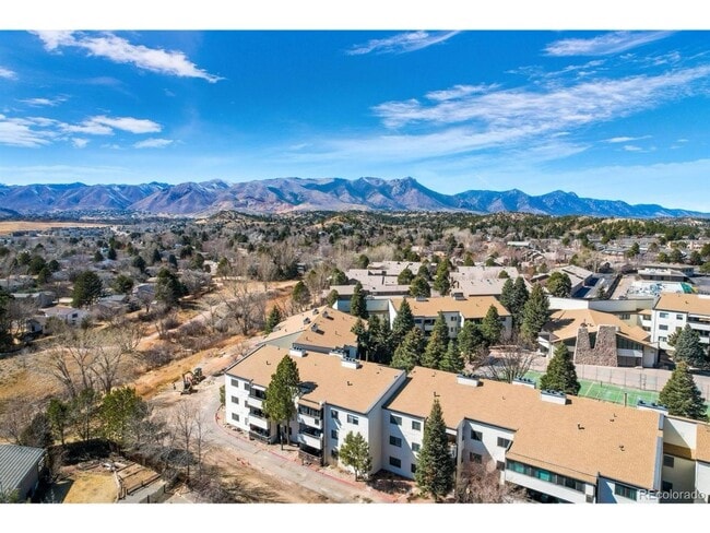 Photo - 3 BED CONDO, WATER INCLUDED IN RENT Unit 304