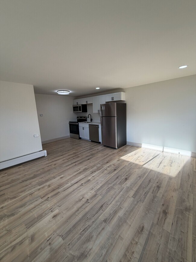 Photo - 15 Remington Ave