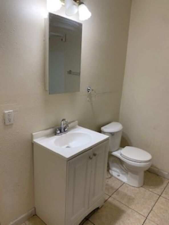 bathroom - 1829 California St