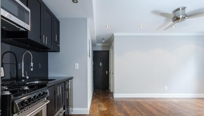 Photo - 343 E 8th St Unit 2B