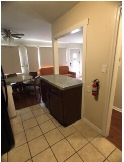 cocina - 355 S Elizabeth St Unidad 355