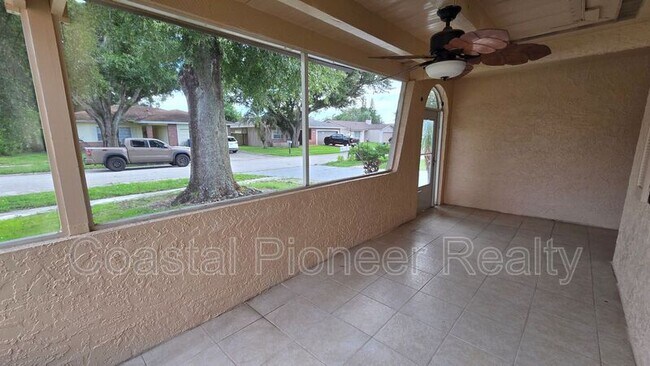 Photo - 4817 Cypress Tree Dr
