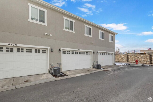 Photo - 4731 W Talavera Wy