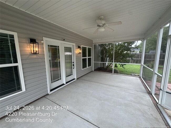 Photo - 4220 Pleasantburg Dr
