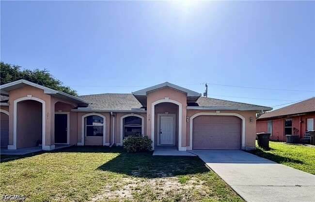 Building Photo - 109 NE 16th Pl