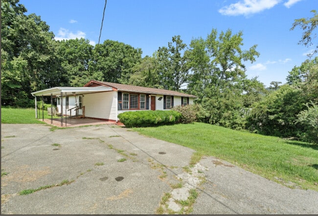 Photo - 225 Bland St Casa