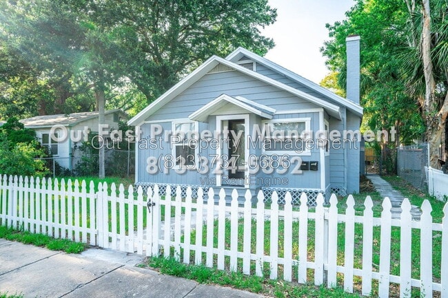 Photo - 2625 4th Ave S