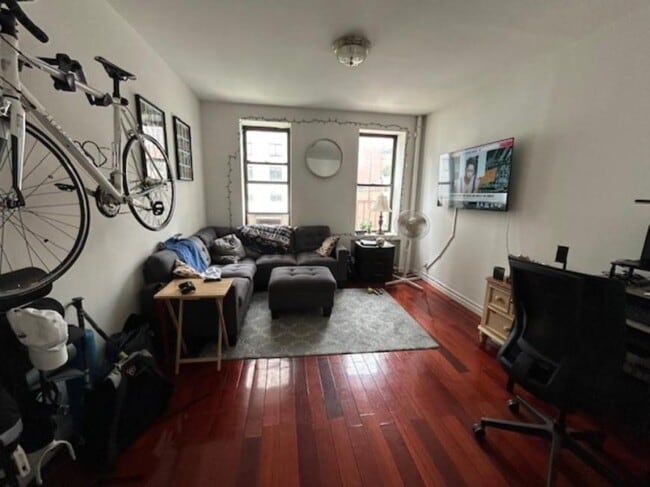 Building Photo - 1 bedroom in NEW YORK NY 10128 Unit 3E Rental