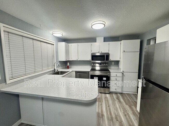 916 207th Pl SE Unit A