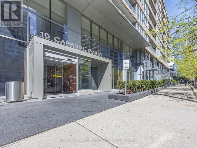 Photo - 10 Capreol Ct Unité 655