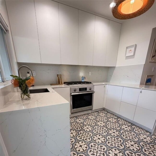 Photo - 1345 SW 60th Ct