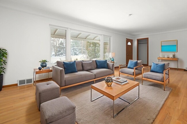 Photo - 2740 Judah Rd