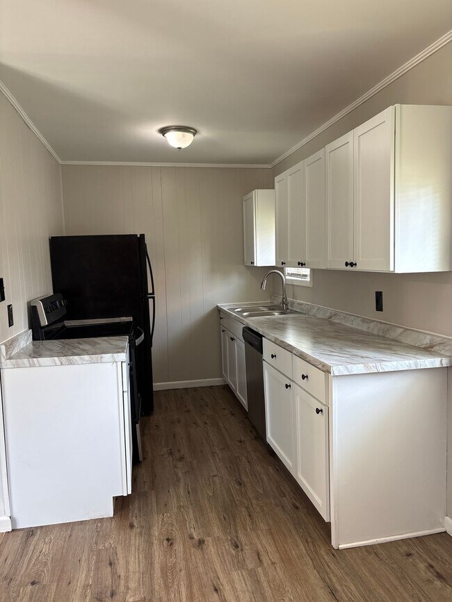 408 3rd Ave NW Unidad B