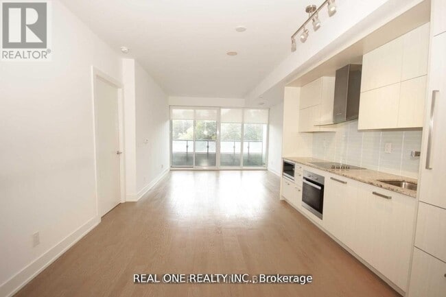 Photo - 3018 Yonge St Unit 305
