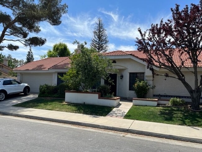 Photo - 8113 Wimbley Way