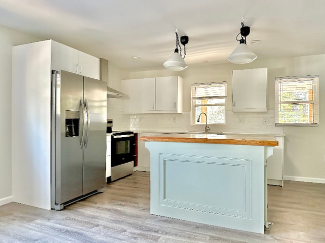 Photo - 604 Homeland Ave Unit B