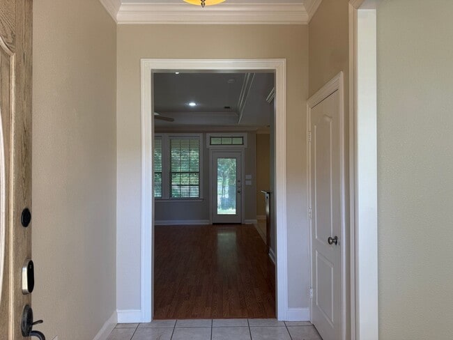 320 Rita Dr