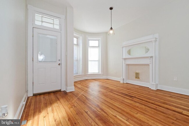 Photo - 2214 Ruskin Ave Townhome