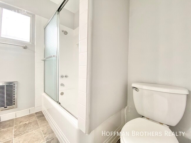 Photo - 5716 La Mirada Ave Unit 3