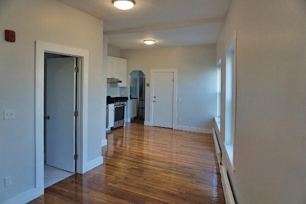 Photo - 98 Willow St Apartments Unit 03