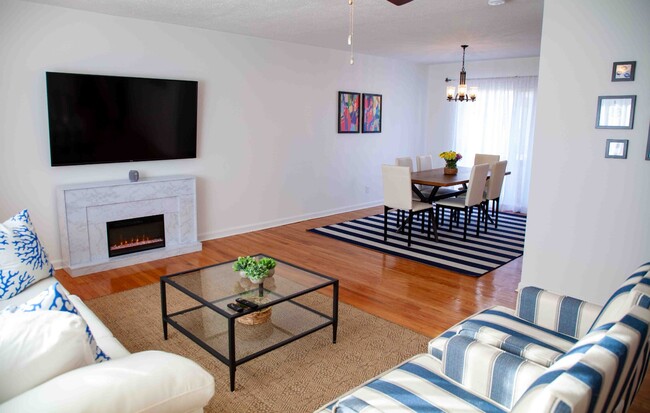 Photo - 6738 Red Fox Rd