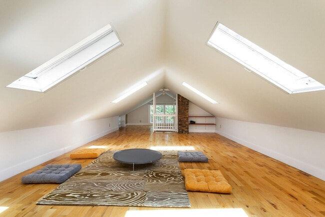 Photo - 4042 1st Ave NE Unidad ID1341973P