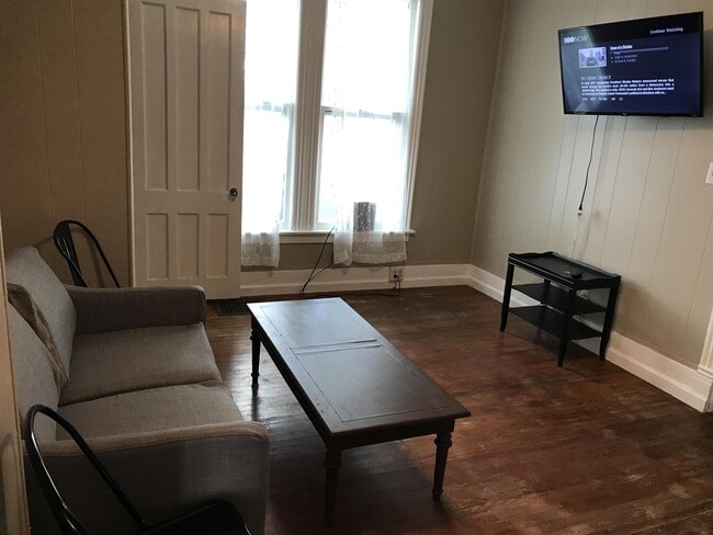 Photo - 111 Herkimer St