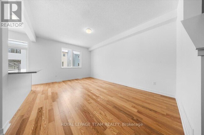 Photo - 737 Tincture Pl