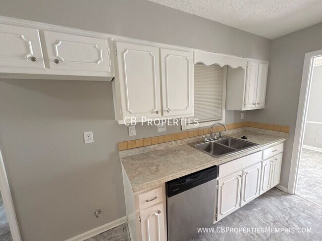 Photo - 4316 Springwind Rd