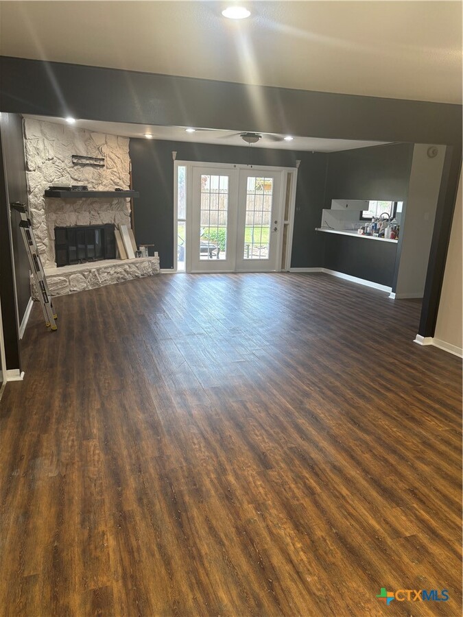 Photo - 2607 E Poplar Ave