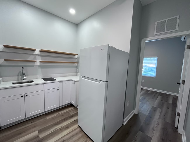 Building Photo - 6722 Provost Rd N Unit #2